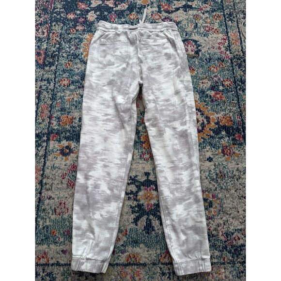Athleta Farallon Jogger Pants Gray Camo Print Pockets Drawstring Size 2 - Picture 4 of 8
